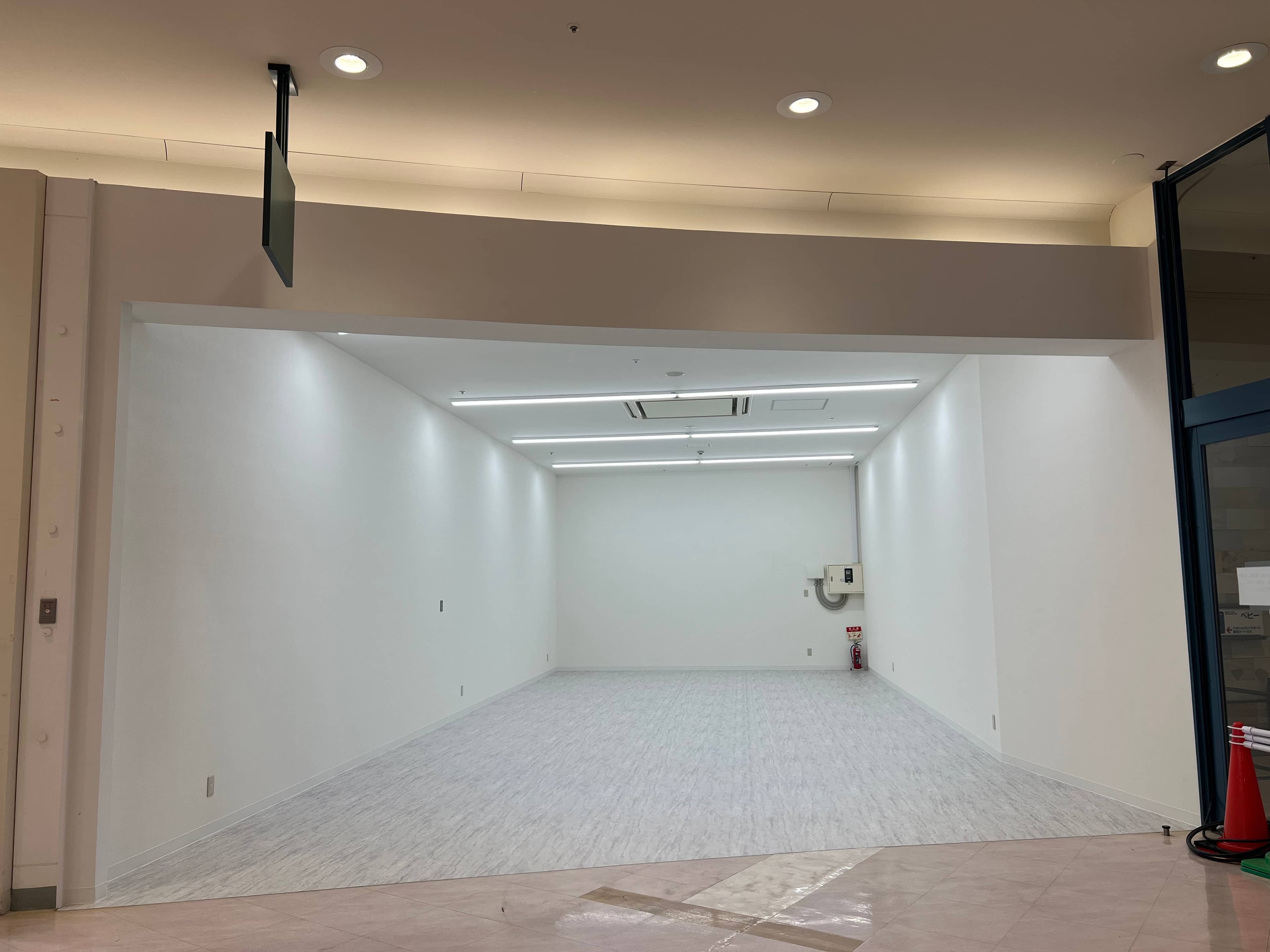 2F くまざわ書店横 区画