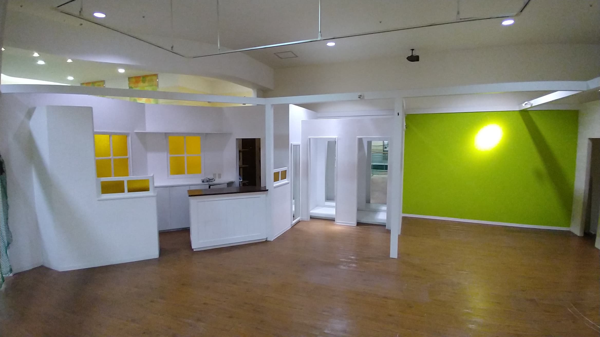 T-221 アパレル・雑貨居抜き物件2